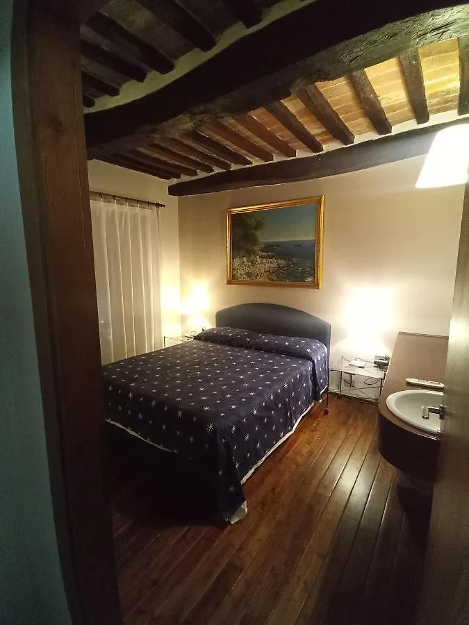 Locanda Del Glicine Campagnatico Hotel